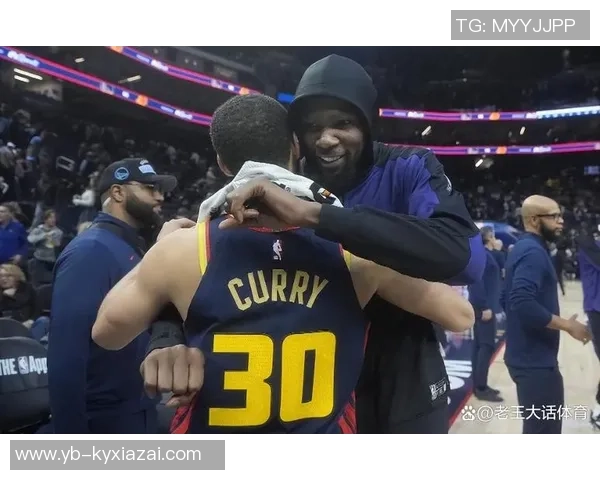 杜兰特强调团队精神我们是一支充满能量与身体对抗的战斗团队 杜兰特强调团队精神我们是一支充满能量与身体对抗的战斗团队